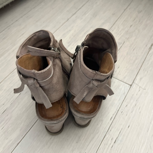 Miz Mooz wedge sandals. Taupe/sand color. 8.5 size. Used. - Picture 3 of 5